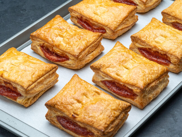 Guava Strudel (Pastel de Guayaba)