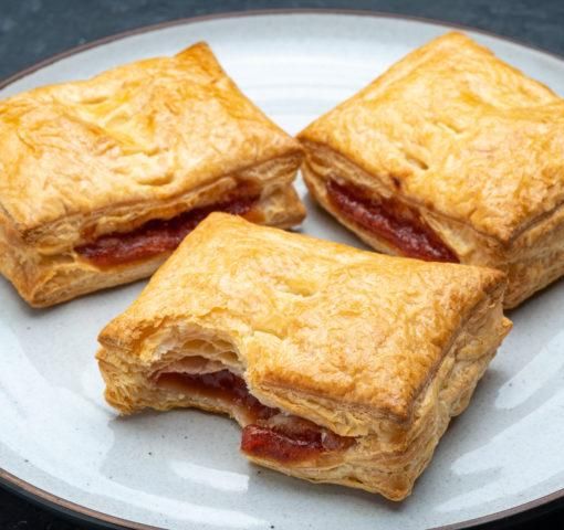 Guava Strudel (Pastel de Guayaba)