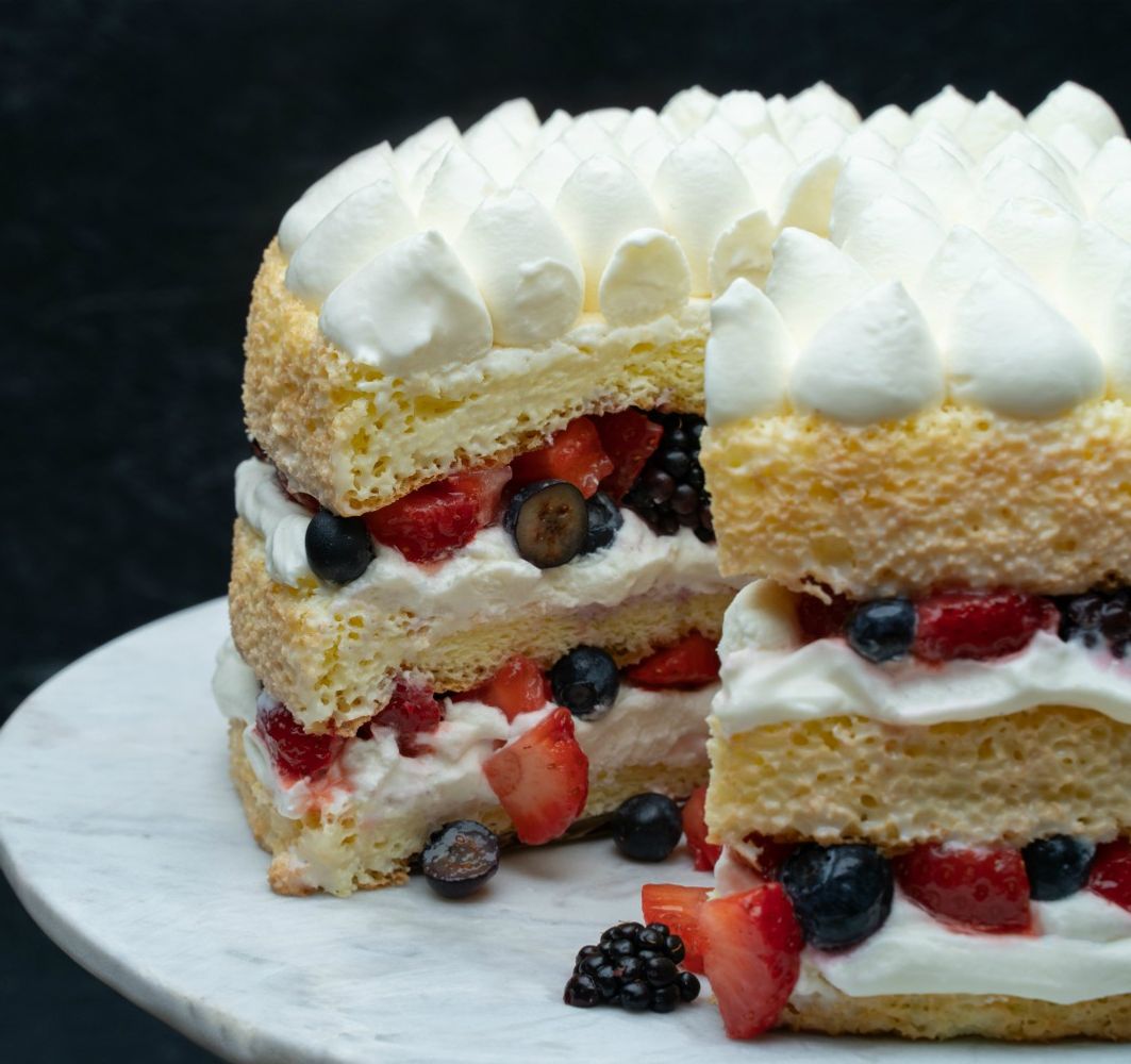Milk’N Berries™ Cake 8″