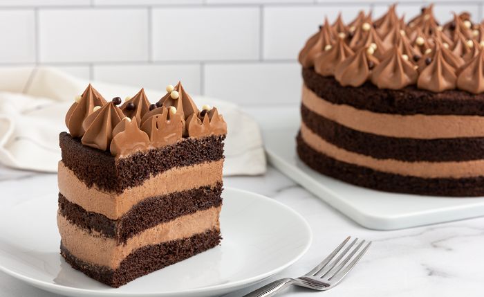 Parisian Cake 9″