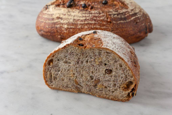 Walnut Raisin Batard